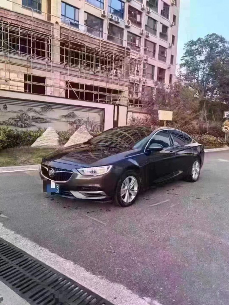 菏泽20年别克君威2