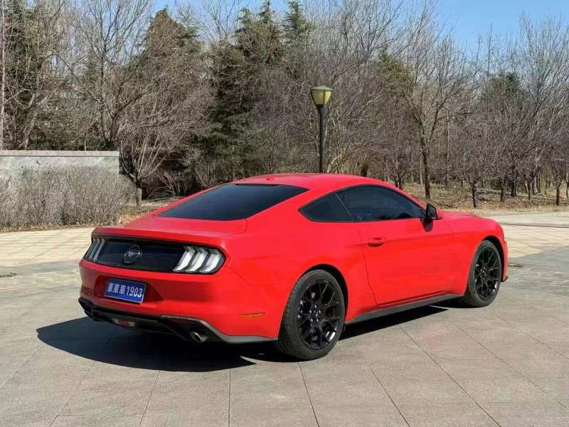 青岛22年福特野马4