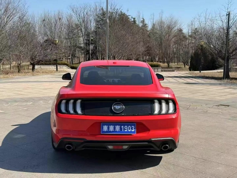 青岛22年福特野马9