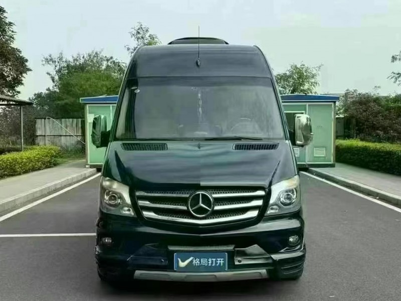 东莞16年奔驰斯宾特1