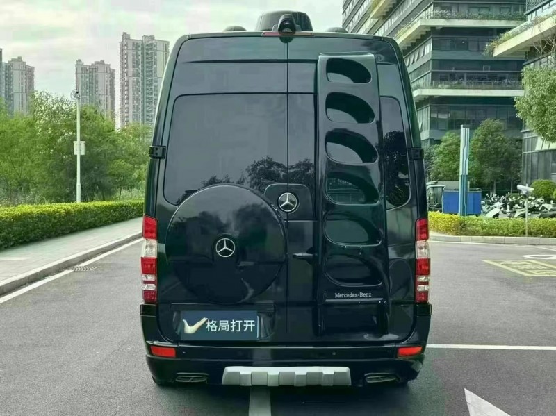 东莞16年奔驰斯宾特9