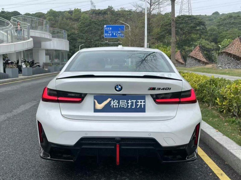 深圳23年寶馬3系9