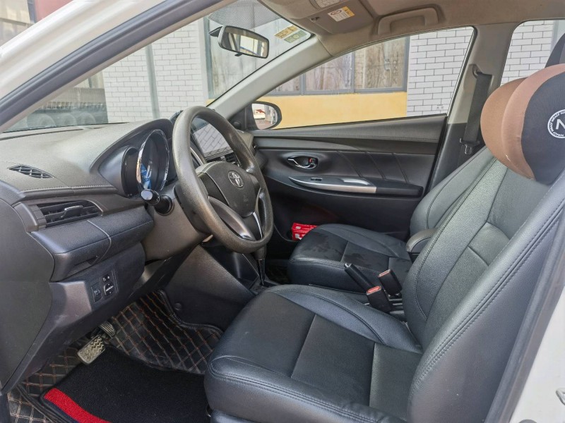 徐州15年丰田YARiS L 致炫7