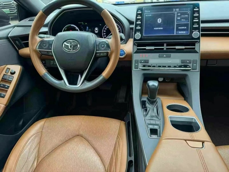 武汉22年丰田亚洲龙2