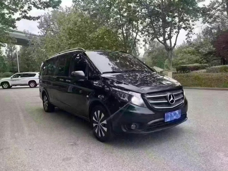 枣庄18年奔驰威霆2