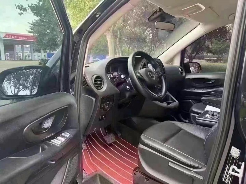 枣庄18年奔驰威霆4