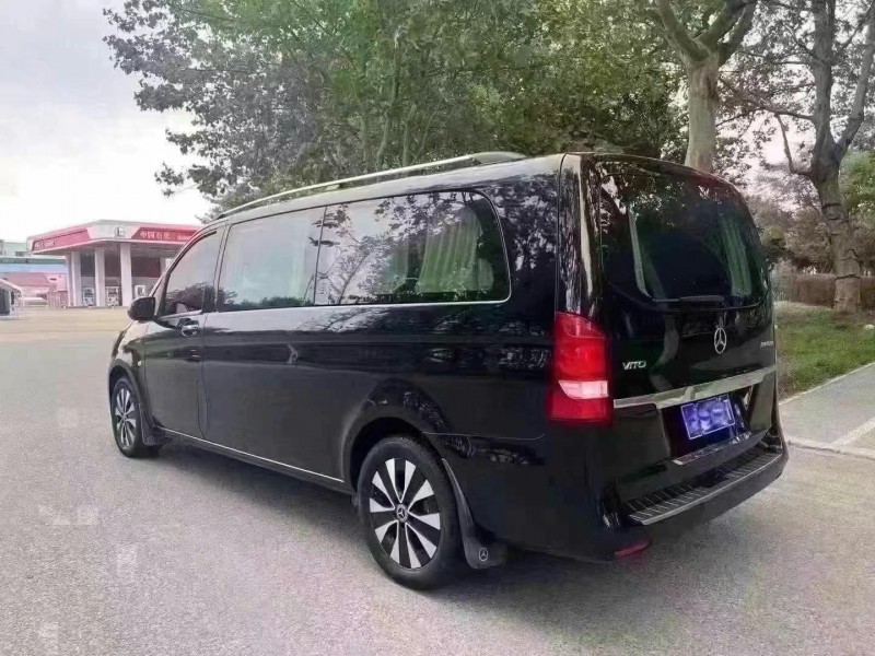 枣庄18年奔驰威霆7