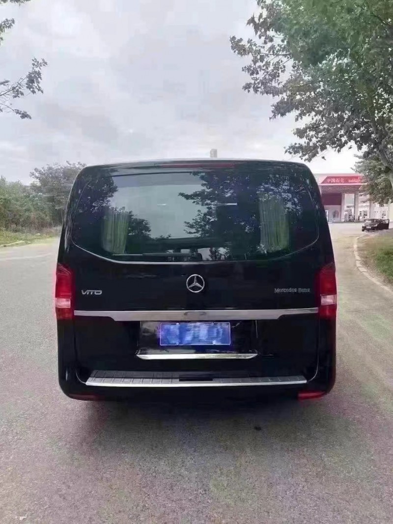 枣庄18年奔驰威霆8