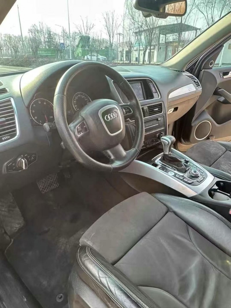 枣庄11年奥迪Q56