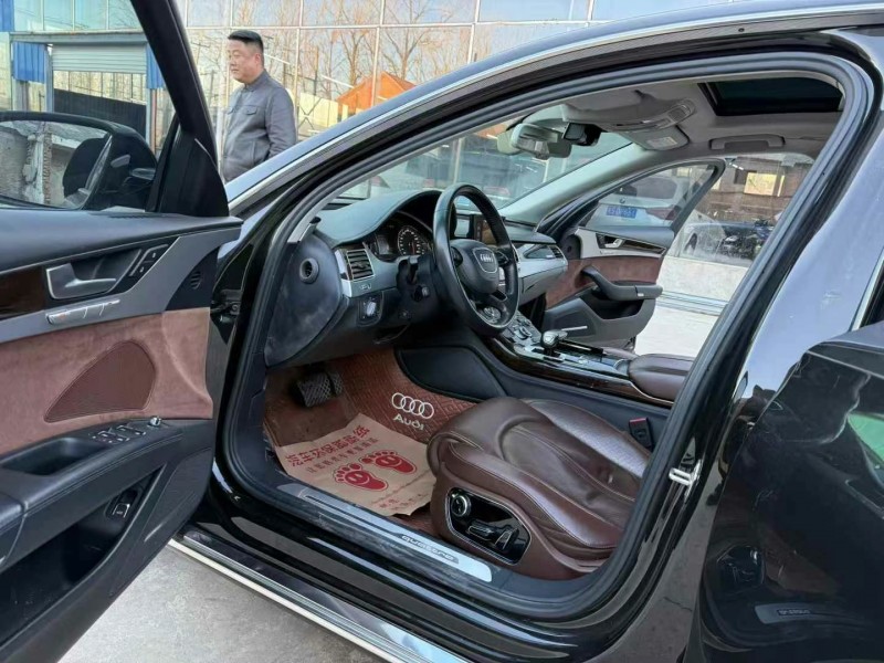 徐州16年奥迪A8L4