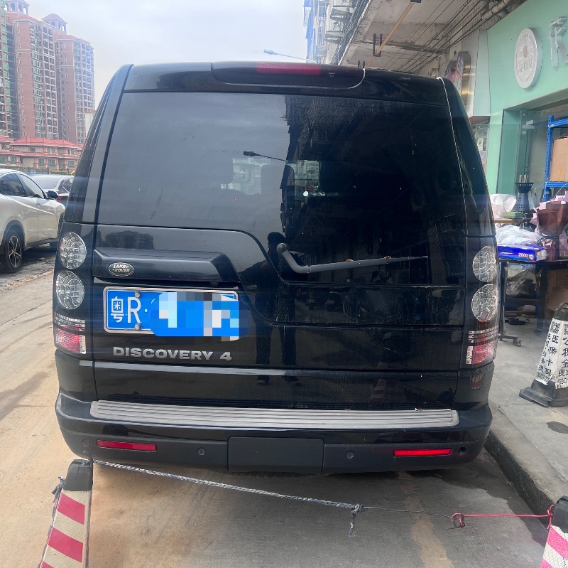 广州12年路虎发现3