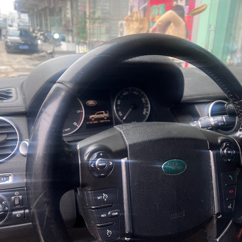 广州12年路虎发现7