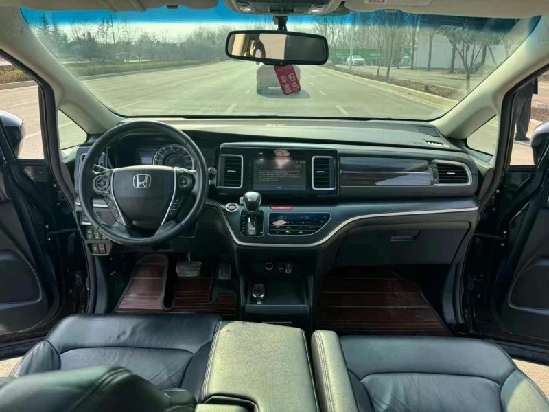 枣庄18年本田艾力绅5