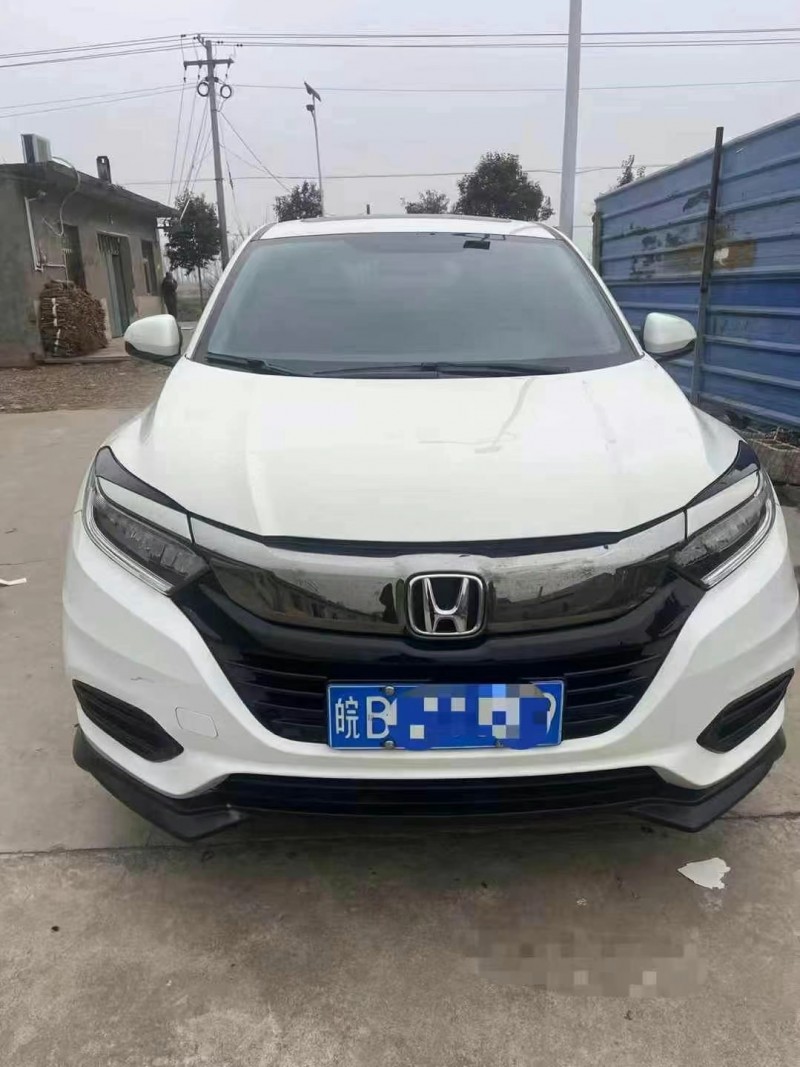济宁22年本田缤智1