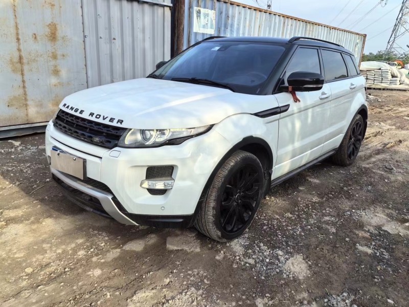 青岛13年路虎极光2