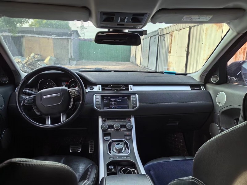 青岛13年路虎极光5