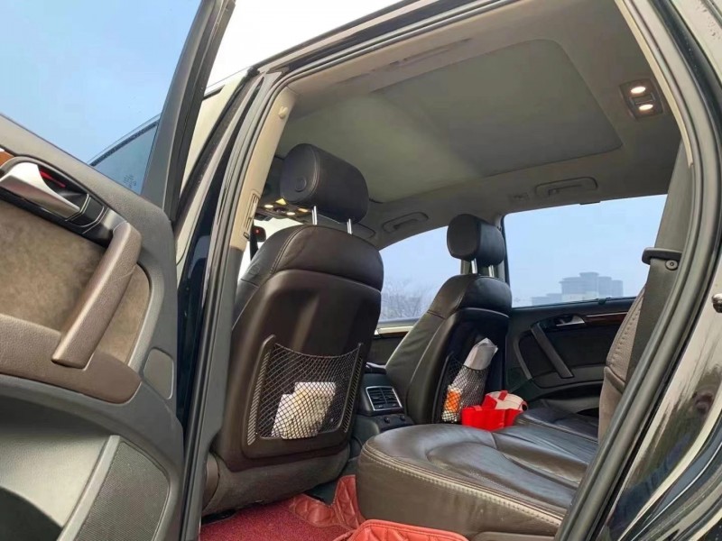 青岛13年奥迪Q75