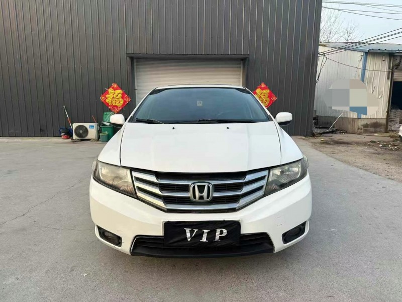 徐州13年本田锋范1