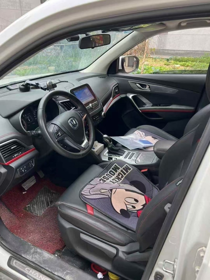 珠海19年長安汽車CS555