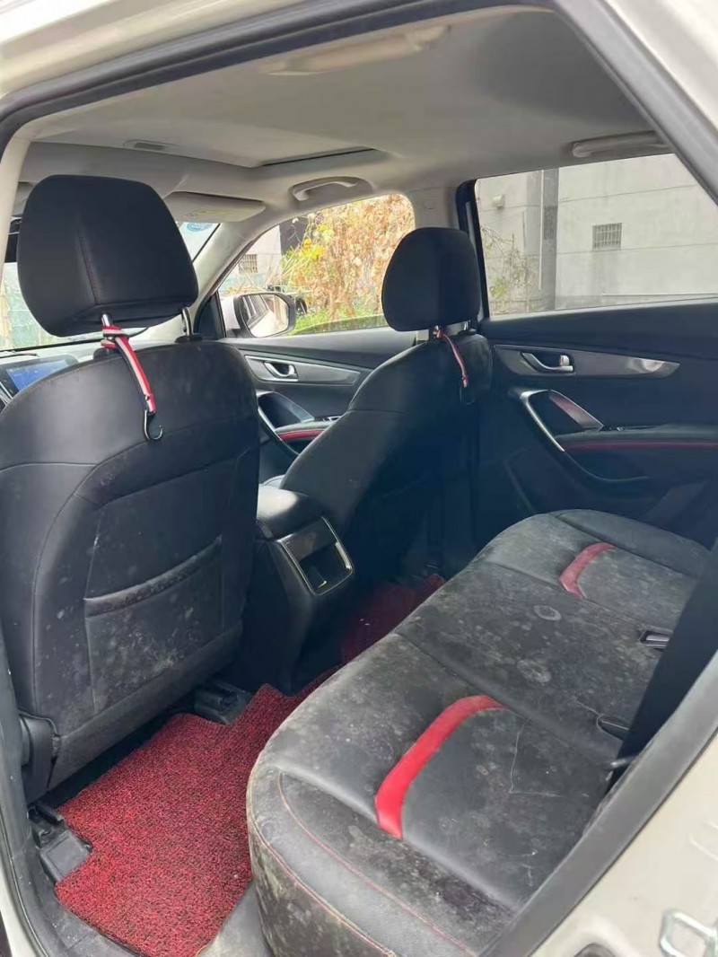 珠海19年長安汽車CS556