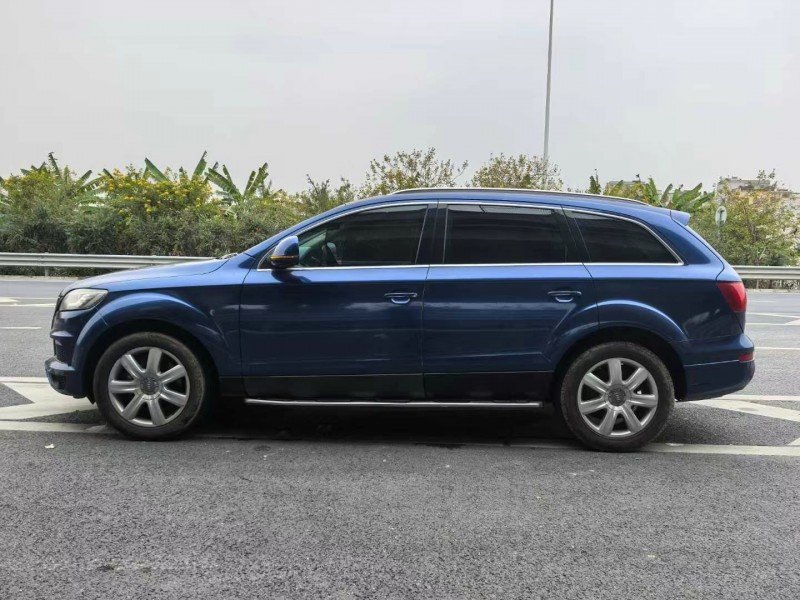 广州09年奥迪Q76