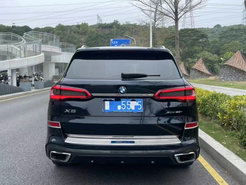 深圳19年寶馬X59