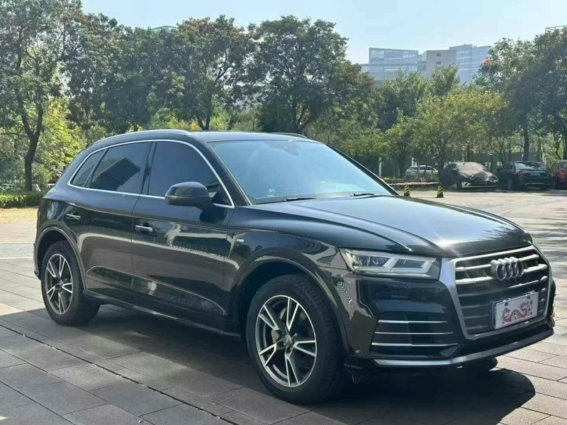 佛山20年奧迪Q53