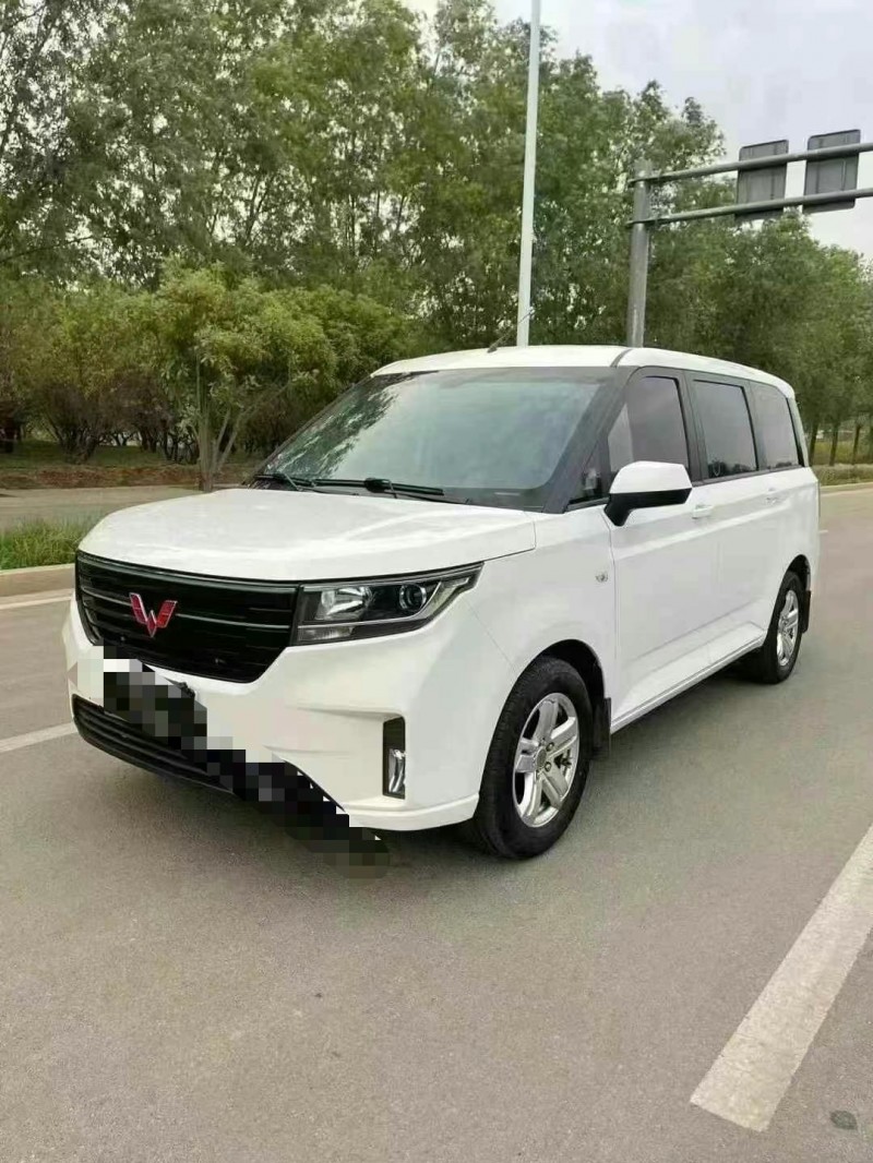 棗莊19年五菱汽車宏光2
