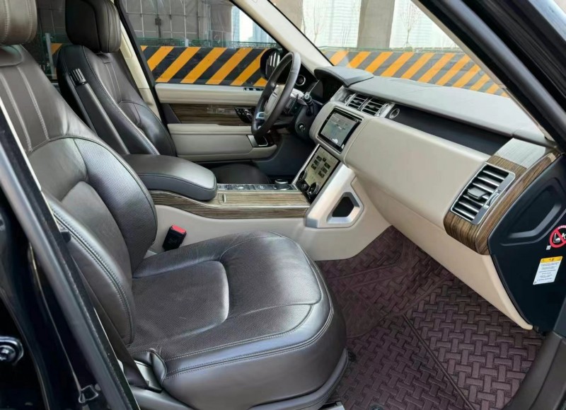 青岛18年路虎揽胜行政5