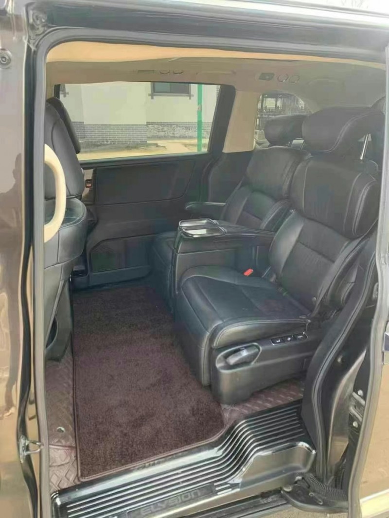 菏泽16年本田艾力绅6