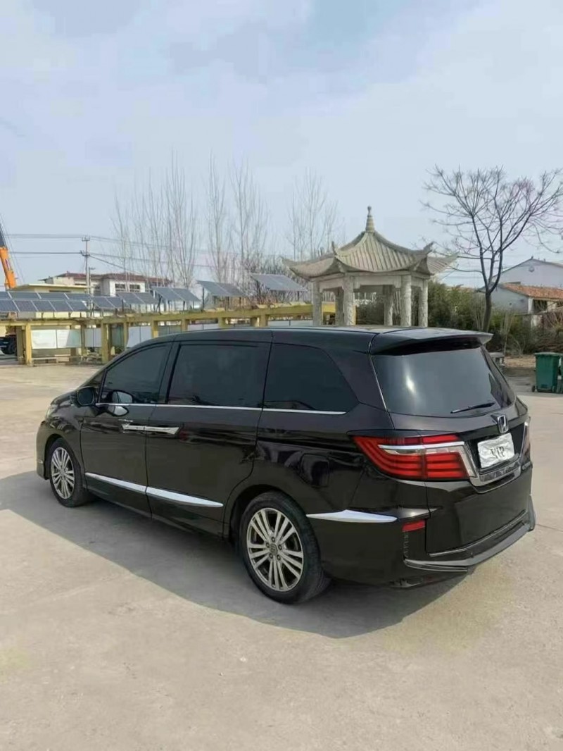 菏泽16年本田艾力绅8