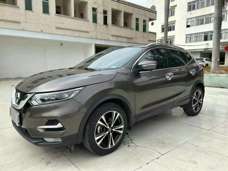 深圳21年日產逍客3