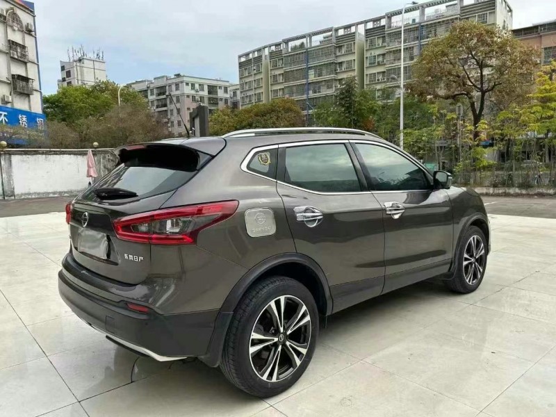 深圳21年日產逍客9