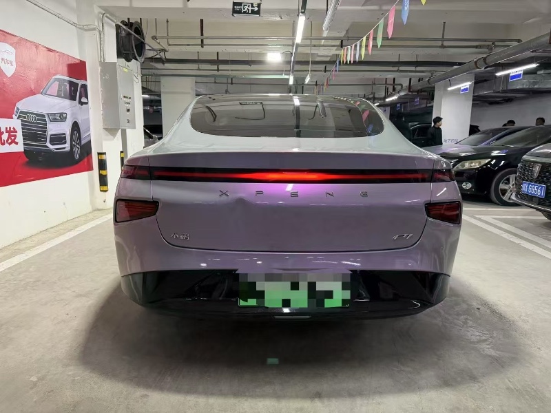 成都21年小鵬汽車p77