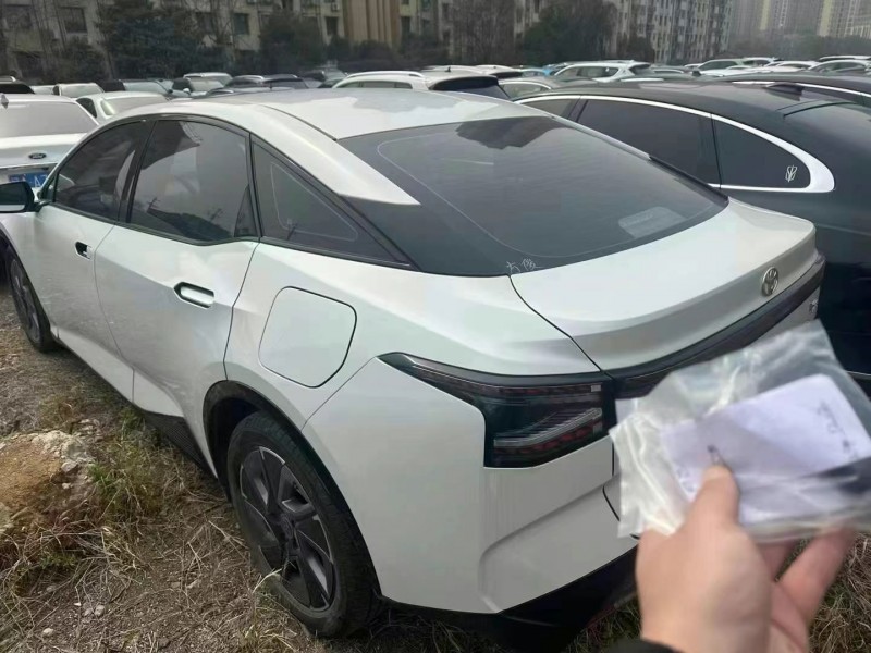 神农架24年丰田BZ3Pro9