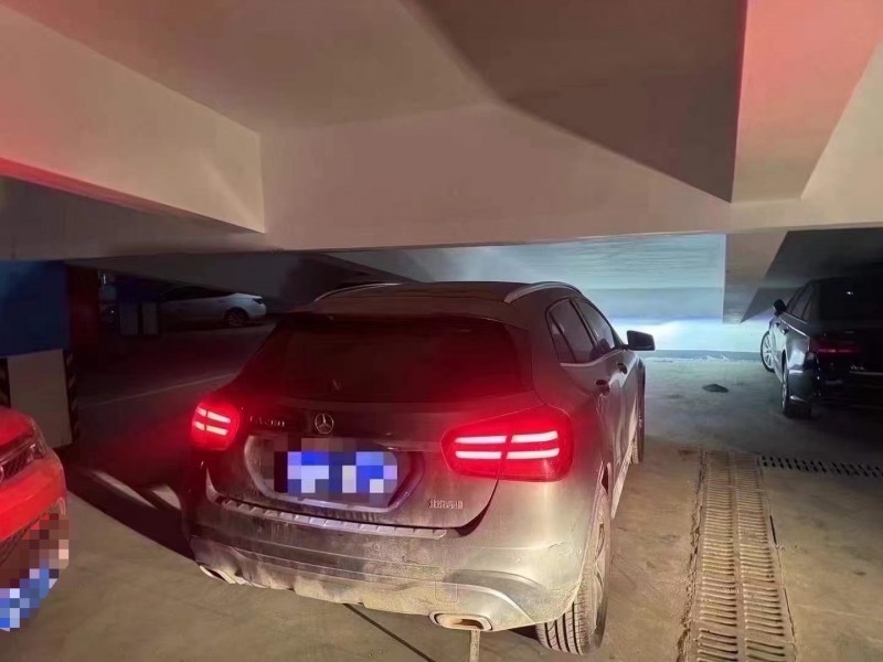 青岛18年奔驰GLA6