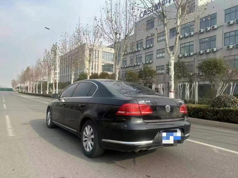 枣庄14年大众迈腾8