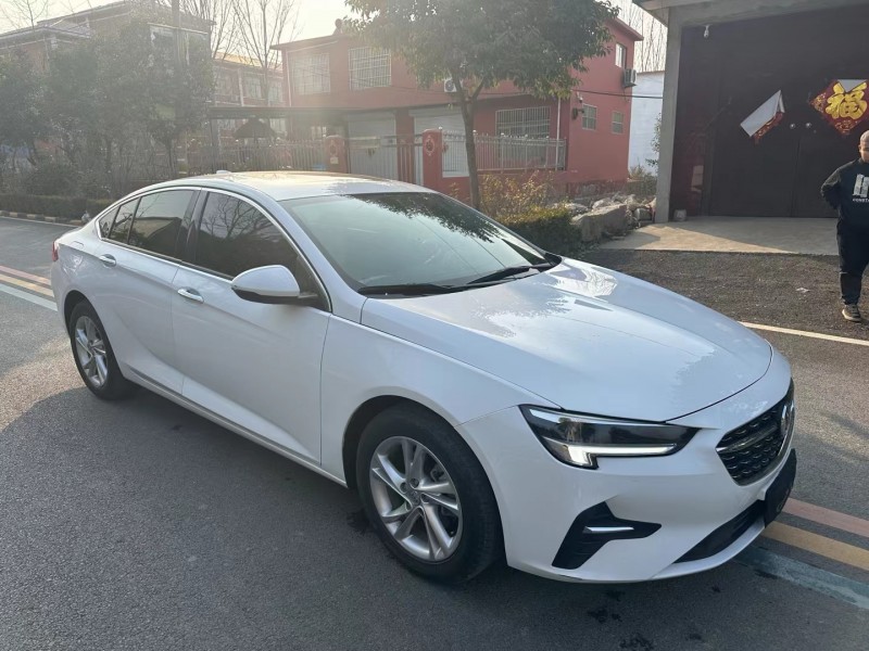 枣庄22年别克君威2