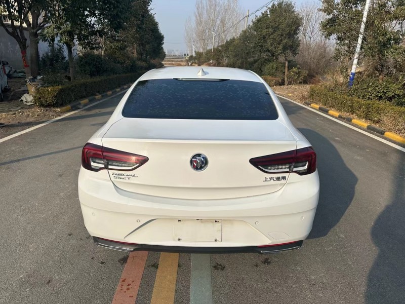 枣庄22年别克君威9