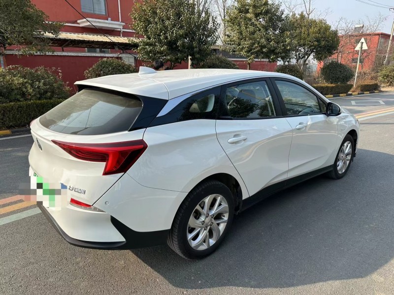 枣庄24年别克微蓝7