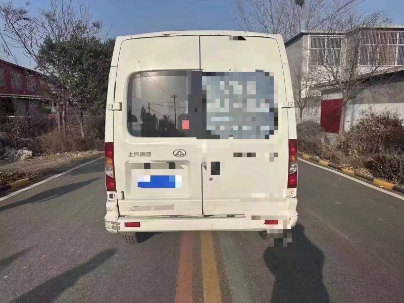 枣庄19年大通V808