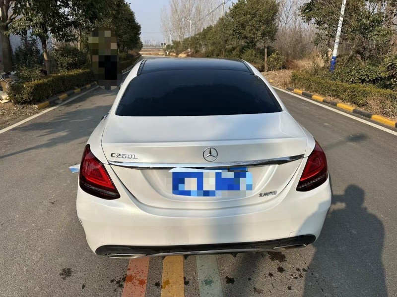 枣庄19年奔驰C8