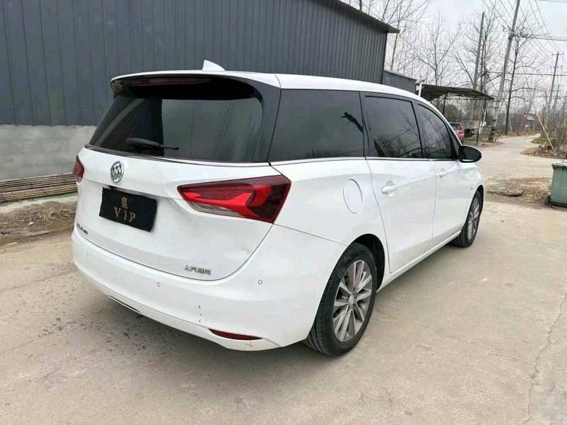 徐州19年别克GL68