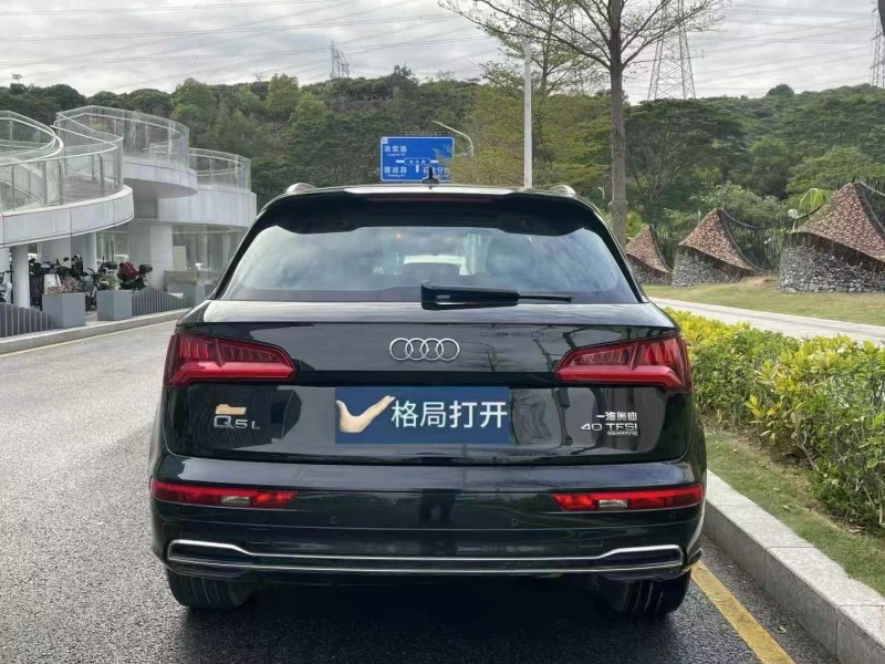 深圳20年奧迪Q59