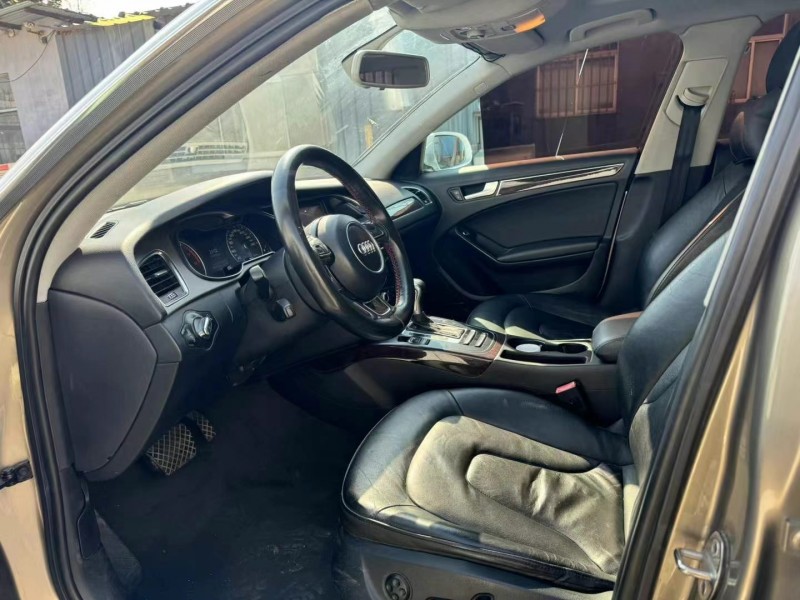 青岛17年奥迪A4L8