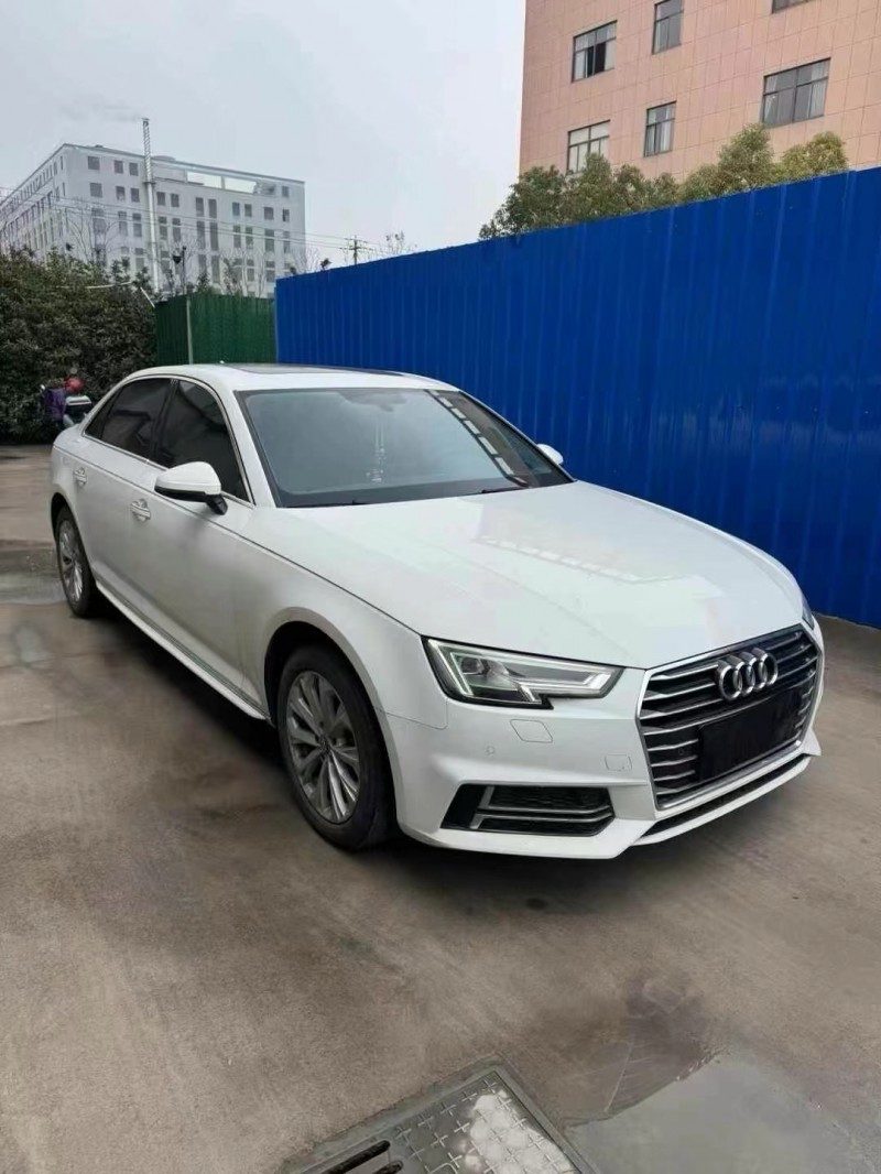 青岛19年奥迪A4L3
