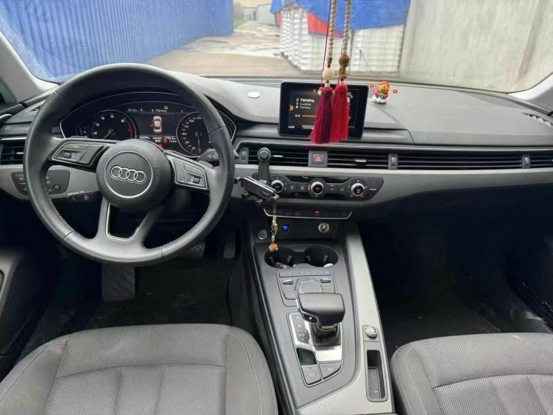 青岛19年奥迪A4L4