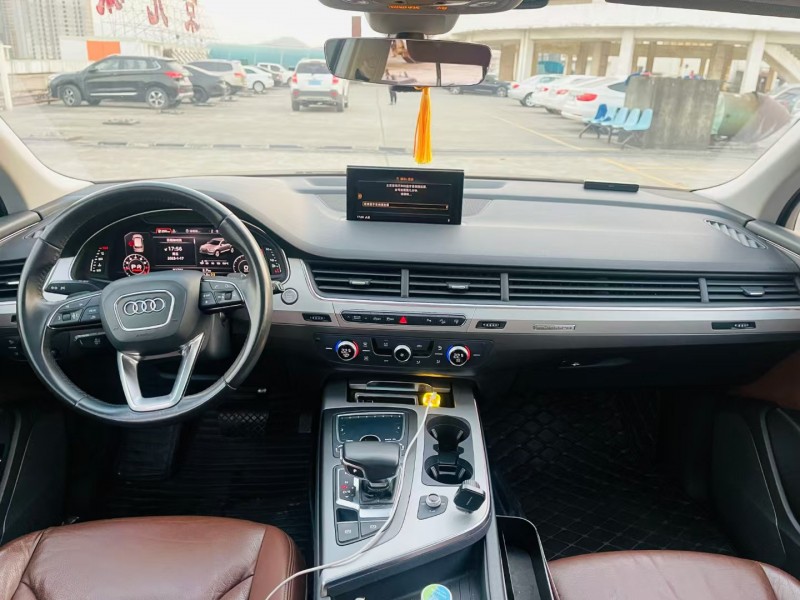 东莞17年奥迪Q74