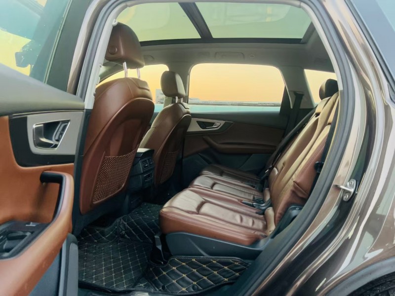 东莞17年奥迪Q75