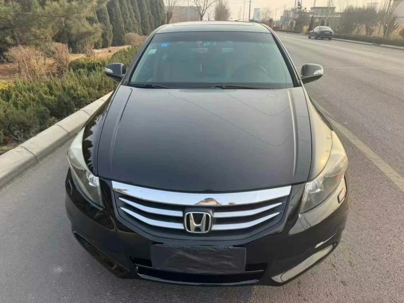 枣庄13年本田雅阁1